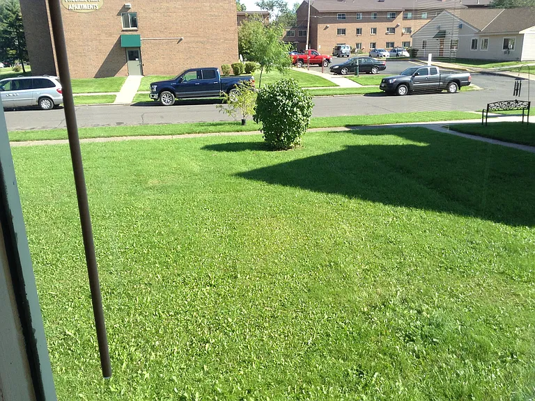 1006 Broadway St — Photo 53