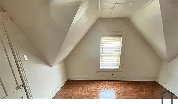 18 Elmdale St #3 — Photo 9