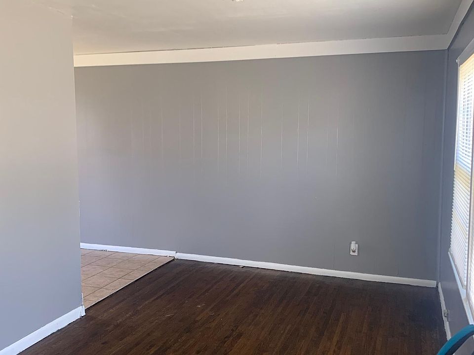 1st image of 1415 W Pine Ave
