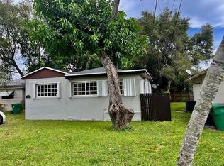 209 NW 7th Ave, Dania, FL 33004