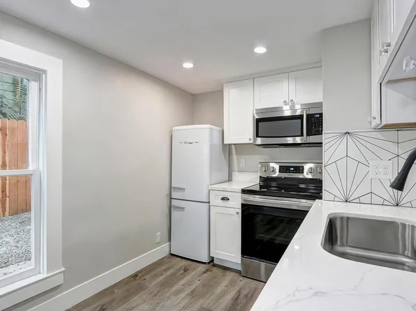 1907 P St #1, Sacramento, CA 95811