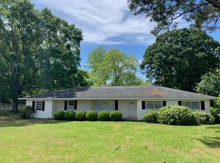1101 N Isabella St, Sylvester, GA 31791