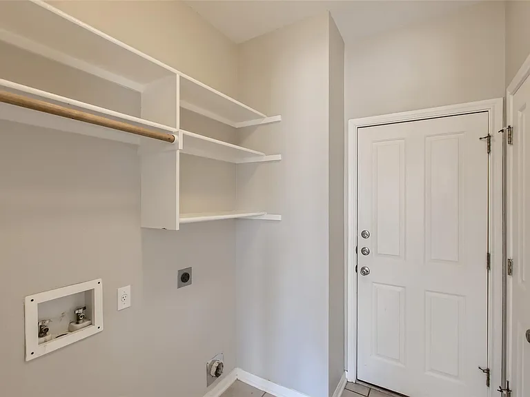 1001 Shadow Valley Cv — Photo 23