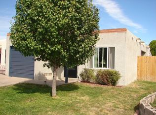 516 April St SE, Albuquerque, NM 87123