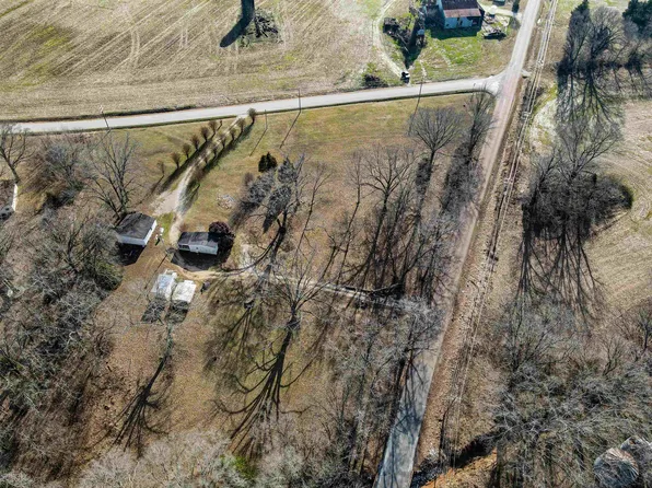 5560 Yum Yum Rd, Somerville, TN 38068