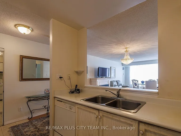 29 Northern Heights Dr #209 — Photo 20