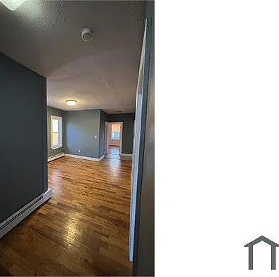 9 Crowell St #3 — Photo 1