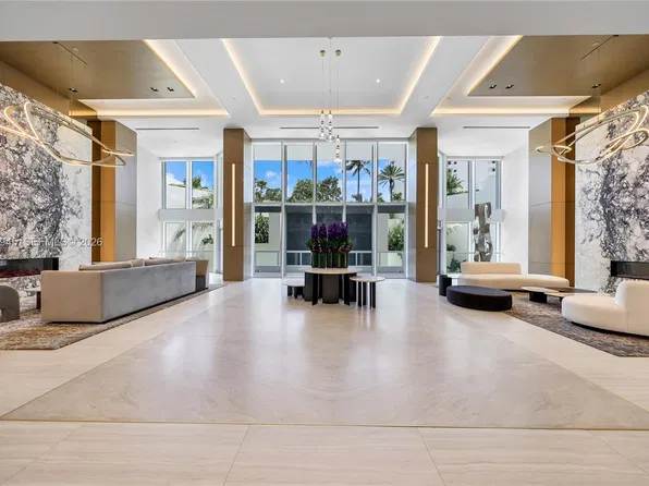21205 Yacht Club Dr #701, Aventura, FL 33180