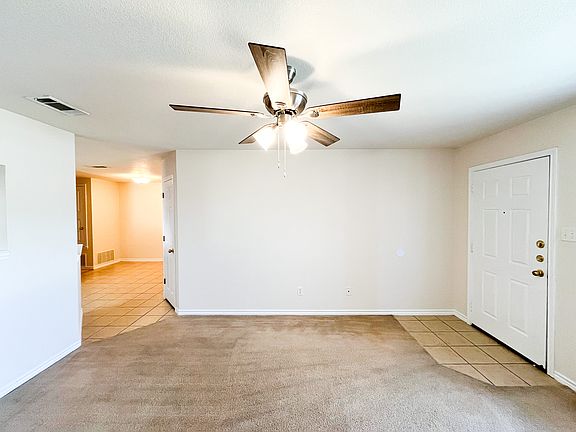 5th image of 308 N 10th St APT A