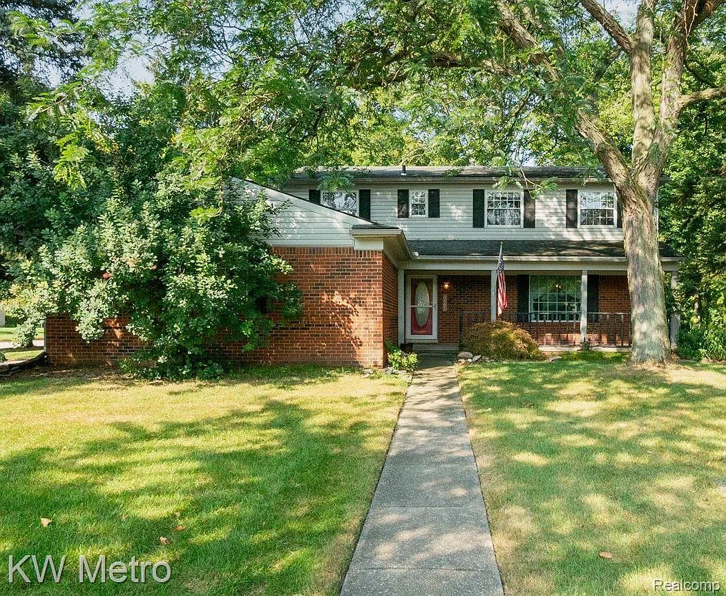 5861 Slate Dr photo 1