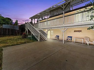 3rd image of 3434 La Cienega Way