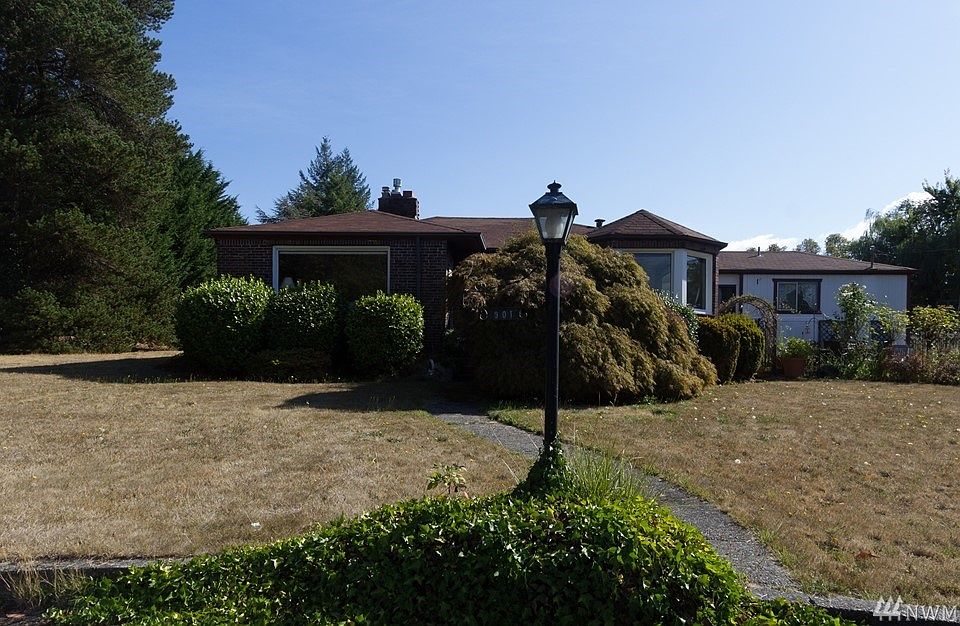 1st image of 901 S Magnolia Ln