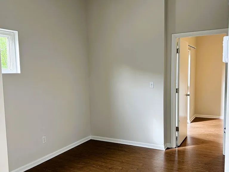 2745 Grinstead Dr #106 — Photo 11