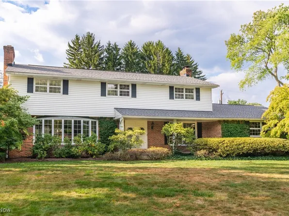 3714 Old Colony Dr NW, Canton, OH 44718