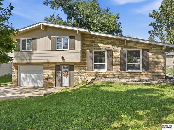 3856 N 100th Ave, Omaha, NE 68134