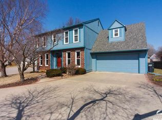 2913 Atchison Cir, Lawrence, KS 66047
