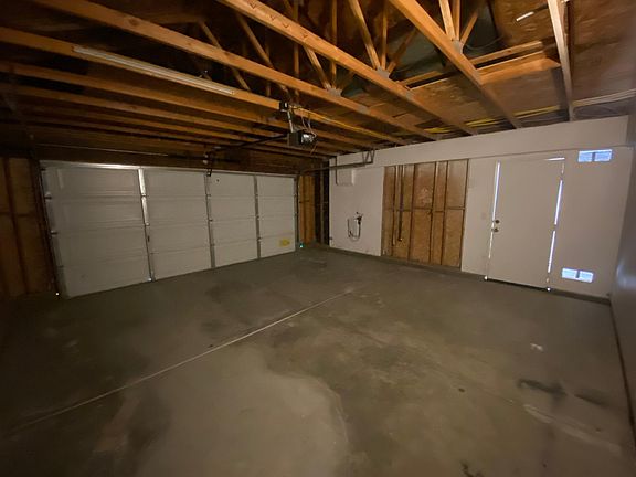 2nd image of 15272 Sunny Point St