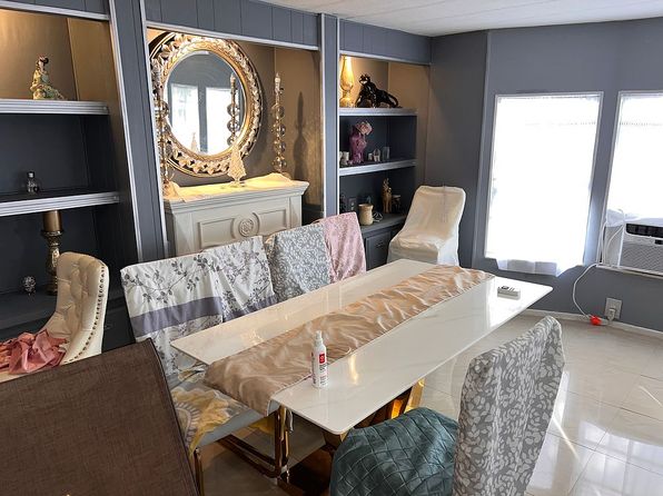 451 SE 8th St LOT 15