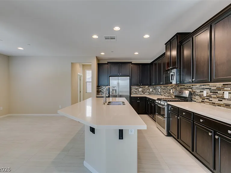2549 Sable Ridge St — Photo 31