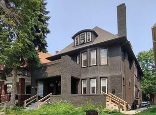 3040A N Farwell Ave, Milwaukee, WI 53211