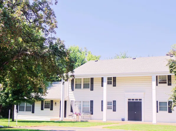 735 11th St S APT 5, Hudson, WI 54016