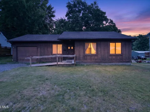 125 Harrison Ave, Swanton, OH 43558