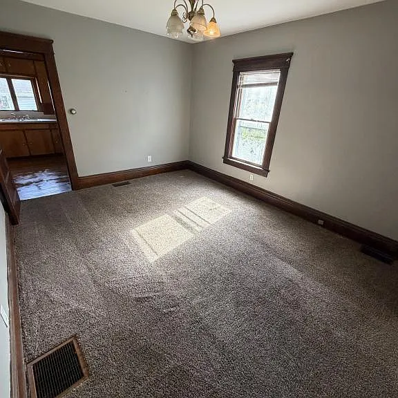 242 W Summit St #244 — Photo 5