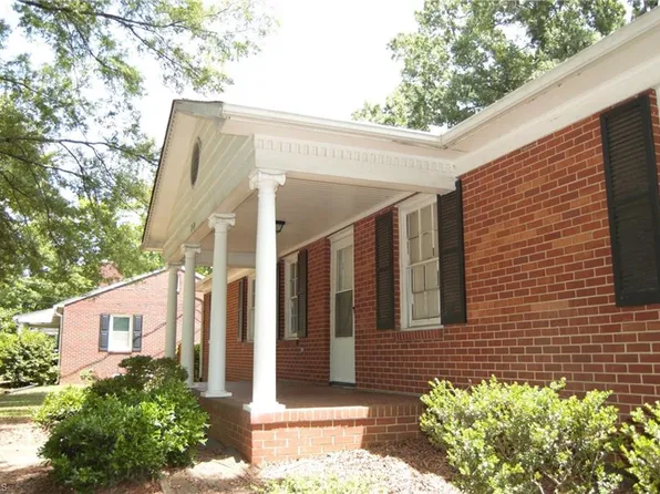 1510 Polo Rd, Winston Salem, NC 27106