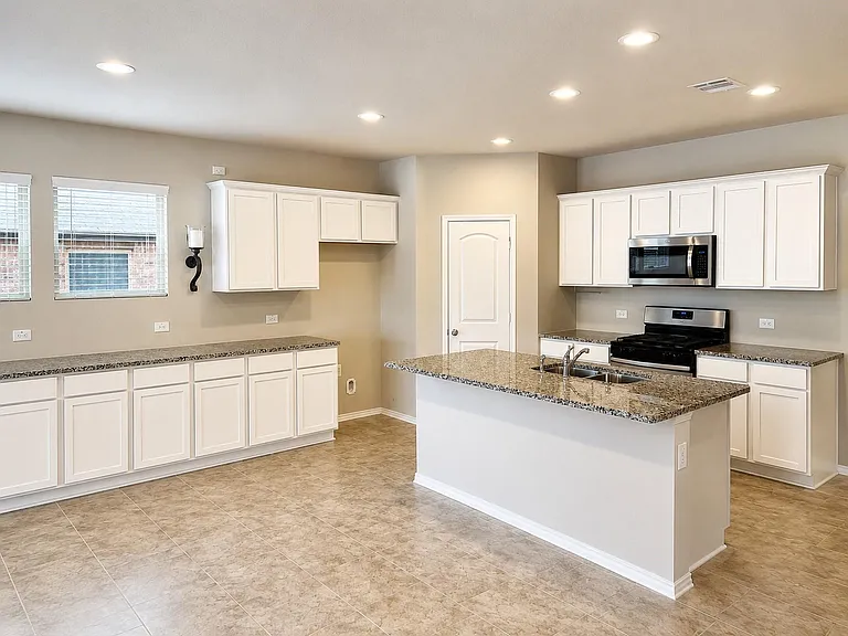 13821 Rock Island Trl — Photo 6