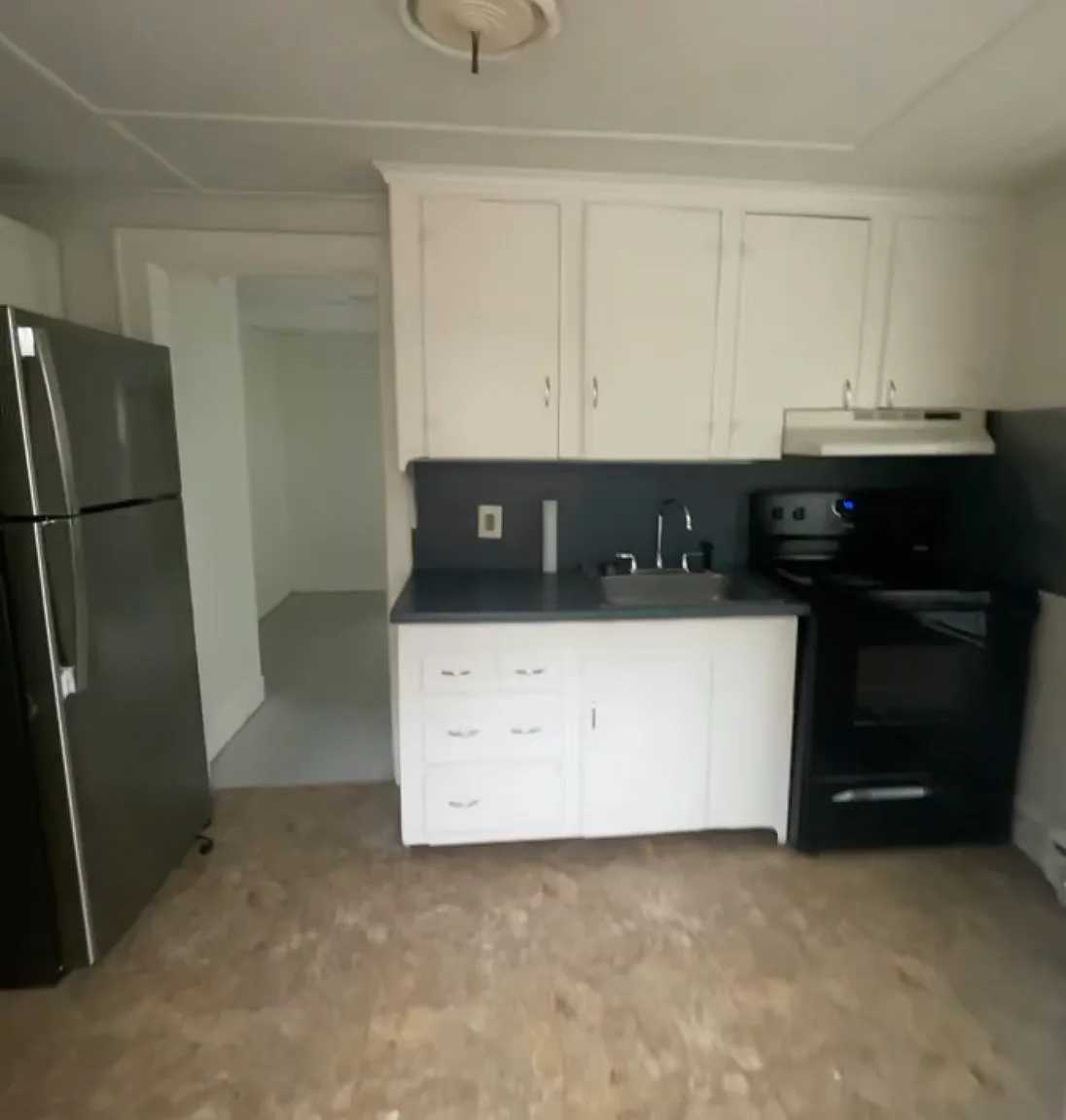 2 bed, 1000 sqft, $1,550 — Photo 1