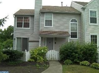 1716 Fredendall Cir, Southampton, PA