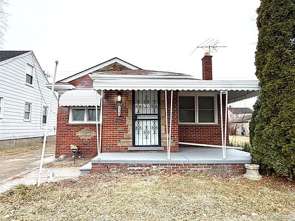 2nd image of 13540 E State Fair St
