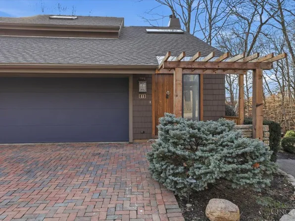 11 Spring Hill Dr, Cincinnati, OH 45227