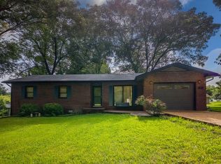 619 9th St, Thayer, MO 65791