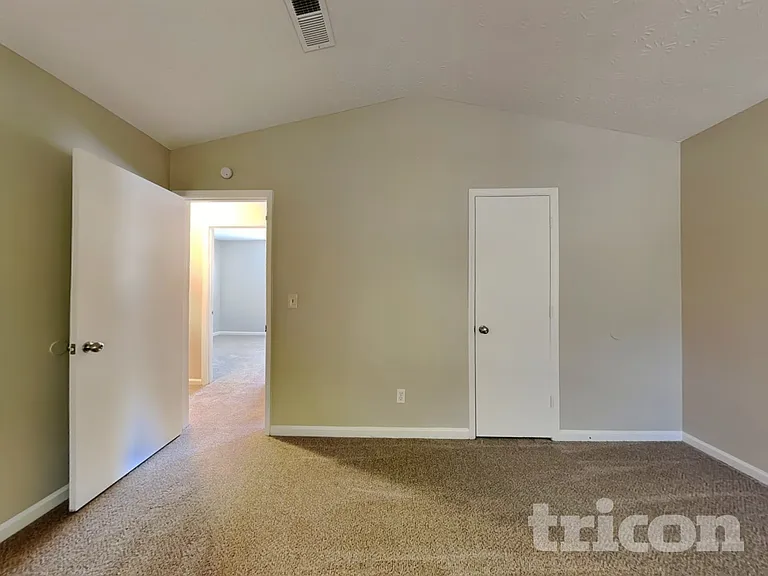 2755 Wildflower Ln — Photo 7