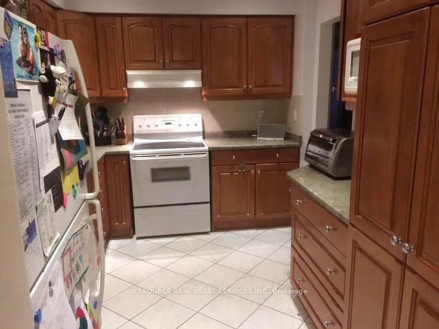 4 bed, $3,500 — Photo 3