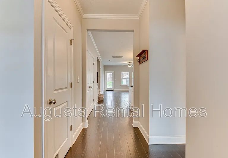 5107 Heathbrook Dr — Photo 5