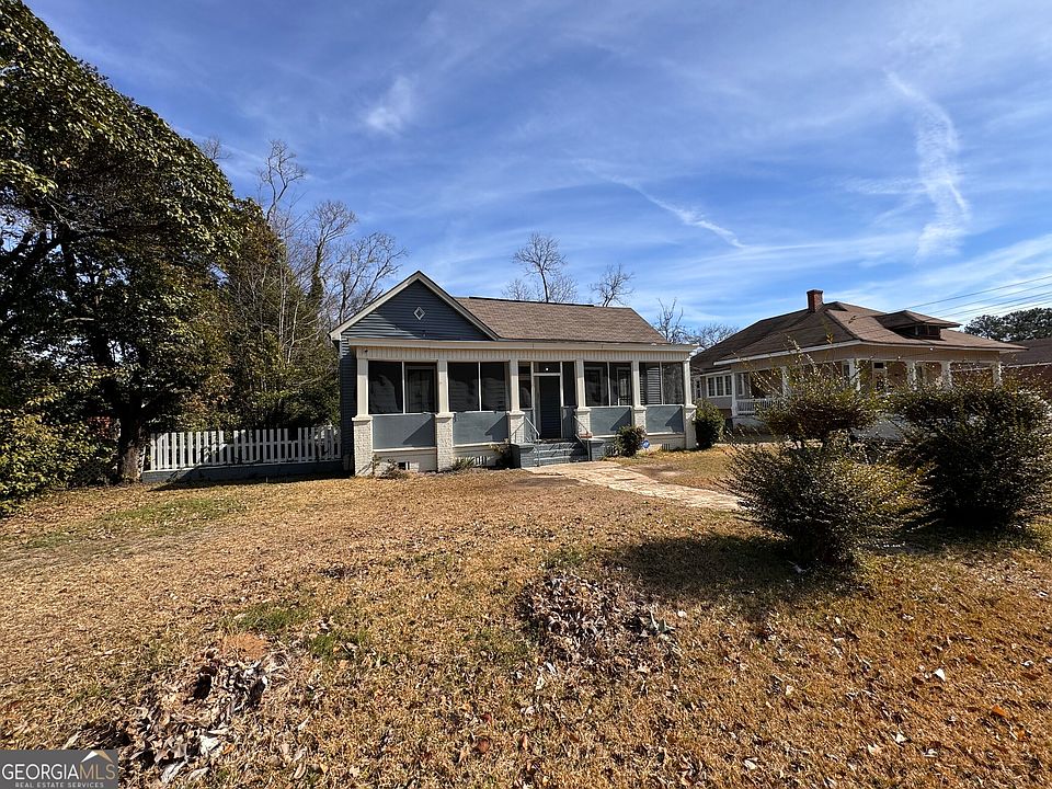 1st image of 4052 Mikado Ave