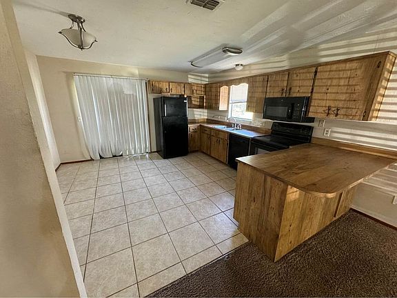 5th image of 2732 Fern Palm Dr