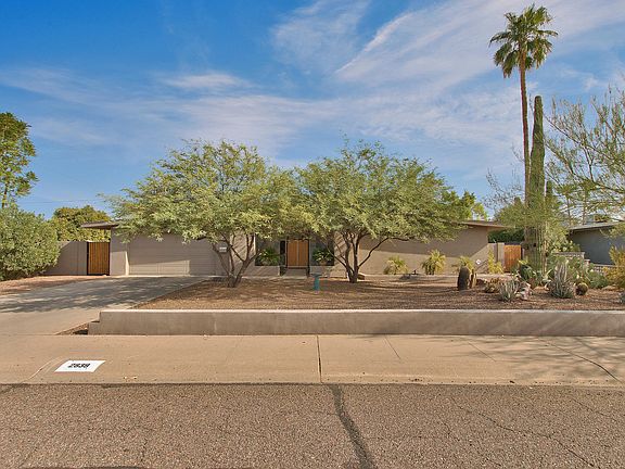 2nd image of 2839 E Cinnabar Ave