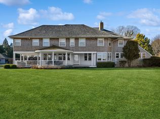 41 Seafield Ln, Westhampton Beach, NY 11978