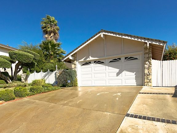 5th image of 434 N Del Sol Ln