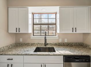 7250 Hilburn Rd APT 1A, Pensacola, FL 32504