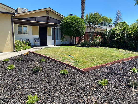 Drought resistant landscaping