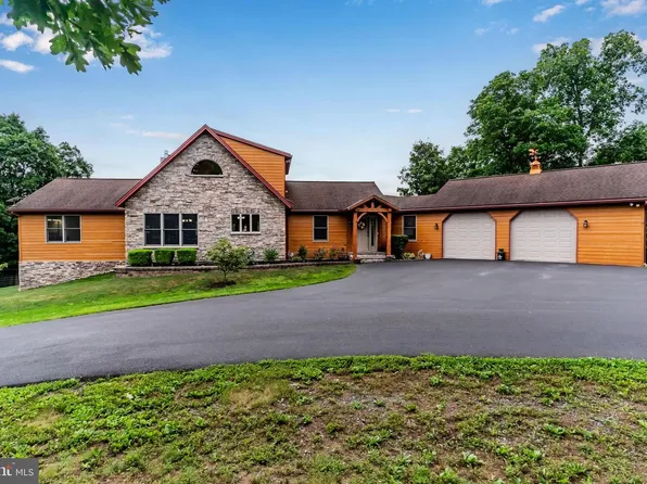 114 Reibers Church Rd, Shermans Dale, PA 17090