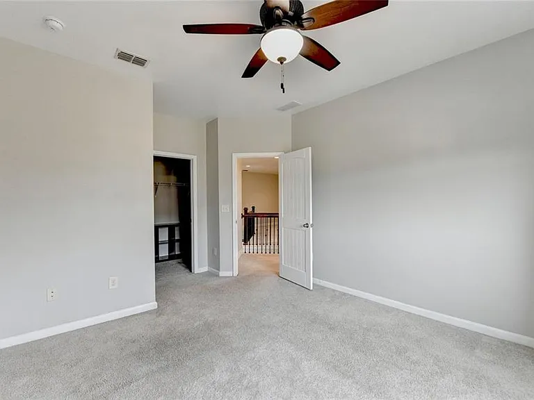 2540 Maple Ridge Ln — Photo 35