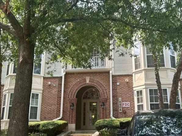 18808 Sparkling Water Dr, Germantown, MD 20874