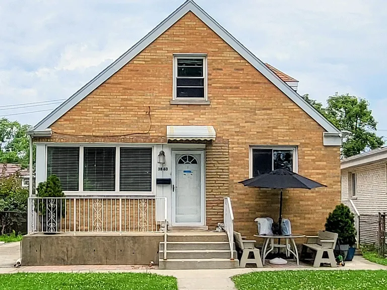 3860 Jarvis Ave — Photo 1