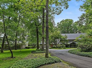 548 Innsbruck Ave, Great Falls, VA 22066