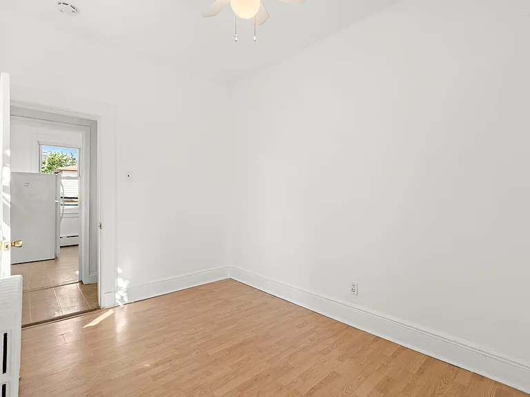 259 Crescent Ln #2 — Photo 8